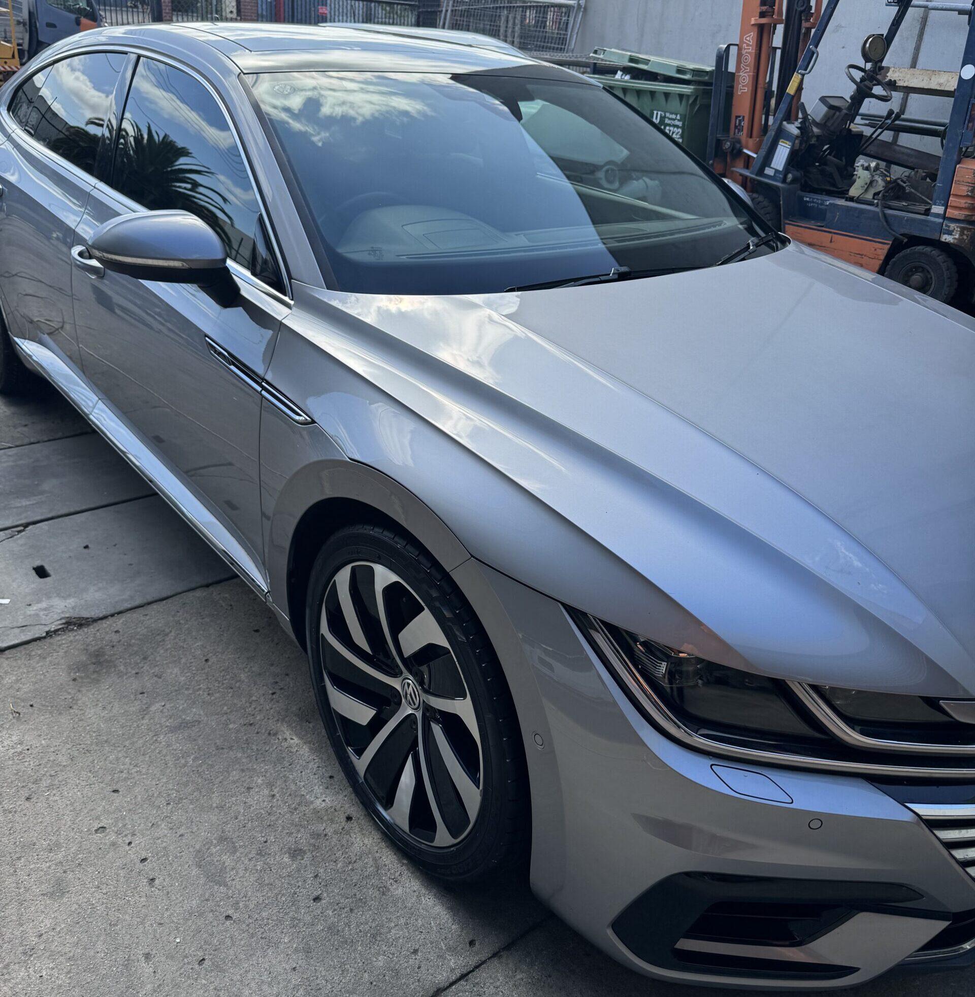 water beading effect after ceramic coating in Melbourne scaled e1769617968212